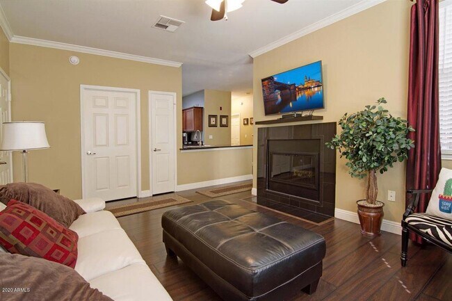 Building Photo - 7009 E Acoma Dr