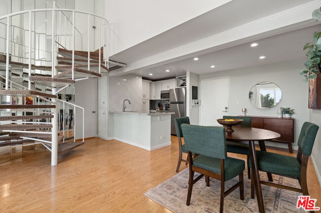 Foto del edificio - 1440 Veteran Ave