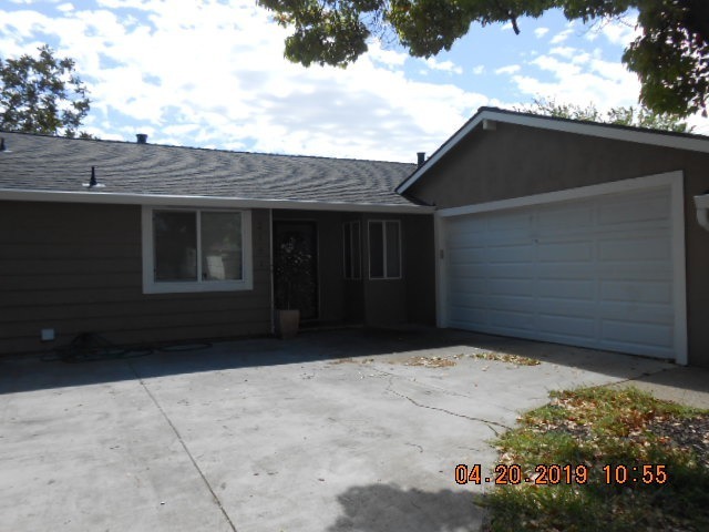 Foto principal - 3 bed, 2 bath Pittsburg home near Bart