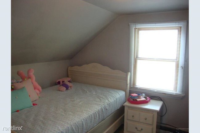 Foto del edificio - 3 br, 1 bath House - 104 Bolton Street