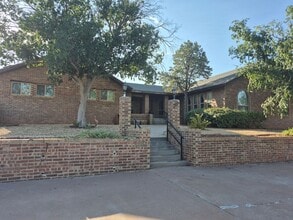 Building Photo - 1435 Rockwood