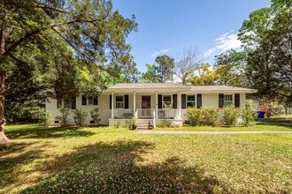 Building Photo - 2045 Lake Ave