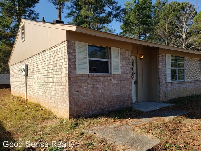 Building Photo - 2 br, 1 bath House - 2865 A Glenhills Cir