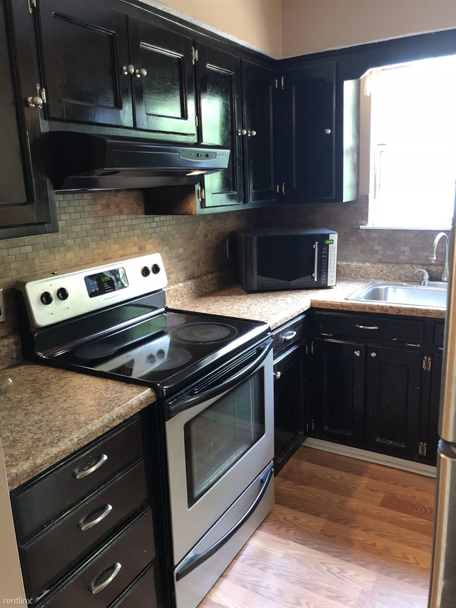 Building Photo - 3 br, 2 bath House - 1220 Gunbarrel Road