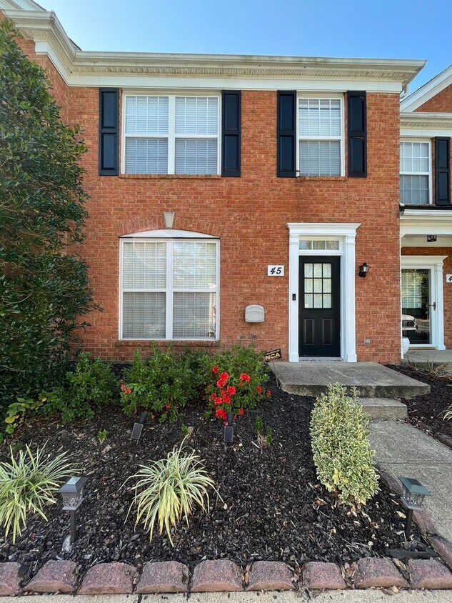Primary Photo - 3 Bedroom Townhome in Brentwood