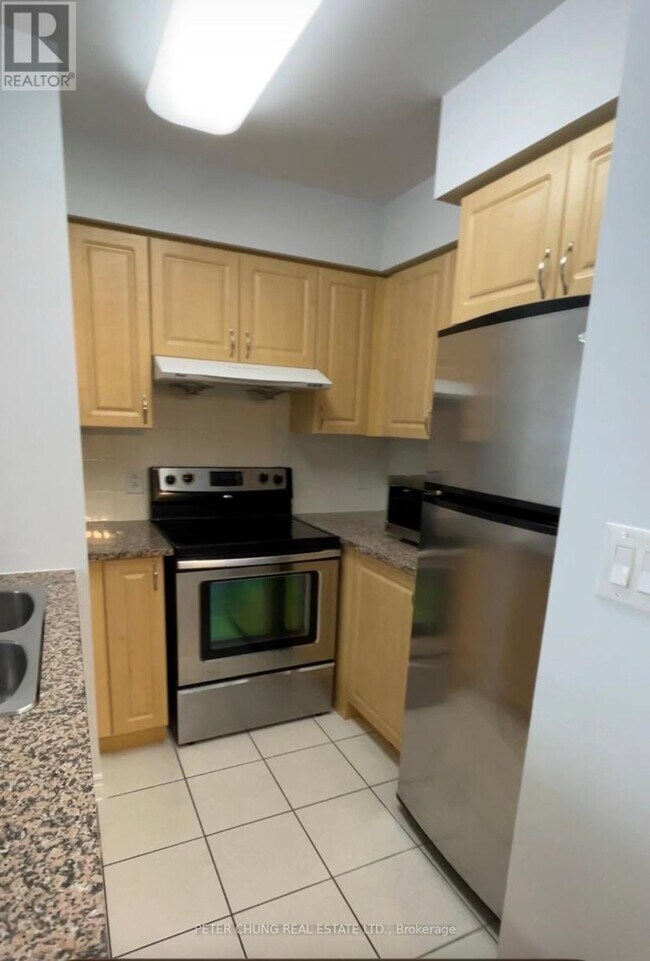 Photo du bâtiment - 35 Hollywood Ave