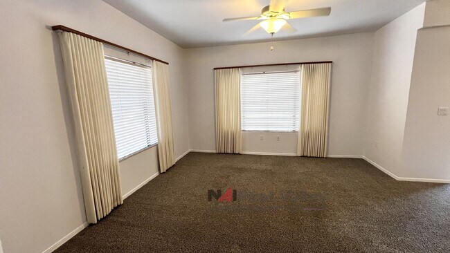 Foto del edificio - 1 Bedroom, 1 Bath with a Single Car Garage
