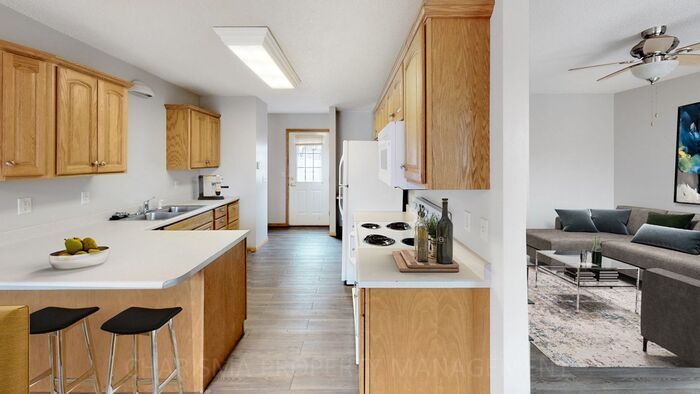 Foto principal - 3509 E 11th St