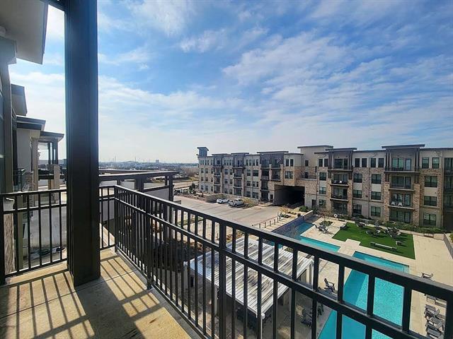 Foto del edificio - 2700 Old Denton Rd