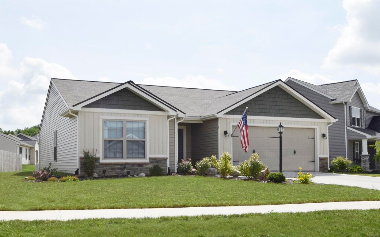 257 Ayrshire Dr, Fort Wayne, IN 46818 House Rental in Fort Wayne, IN