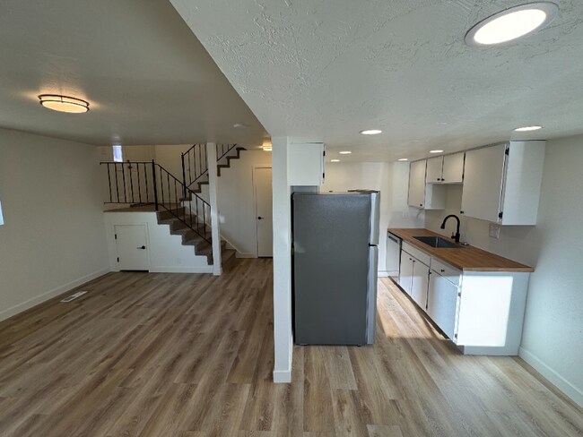 Foto del edificio - 174-180 W Foxbridge Dr