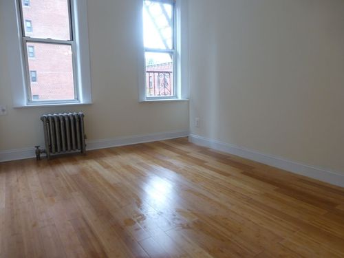 Primary Photo - 50 Horatio St