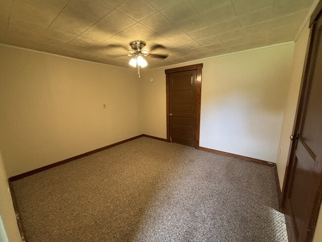 Building Photo - 288 Wall St