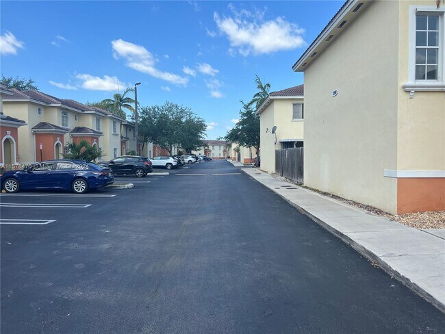 Building Photo - 7090 NW 174th Terrace