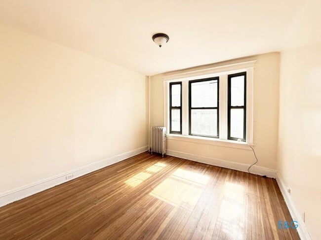 Building Photo - 0 bedroom in JAMAICA NY 11432