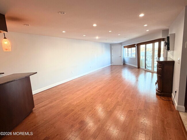 Foto del edificio - 525 Ocean Blvd