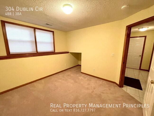 Foto del edificio - 304 Dublin Cir