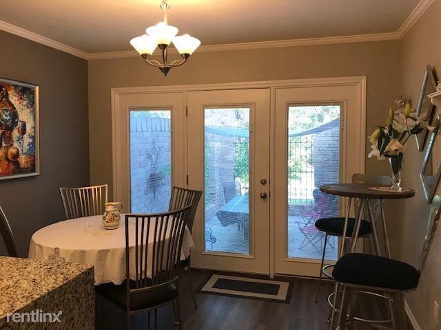 Foto del edificio - 2 br, 2 bath Townhome - Post Oak Forest