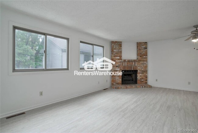 Building Photo - 4134 S Fraser Way
