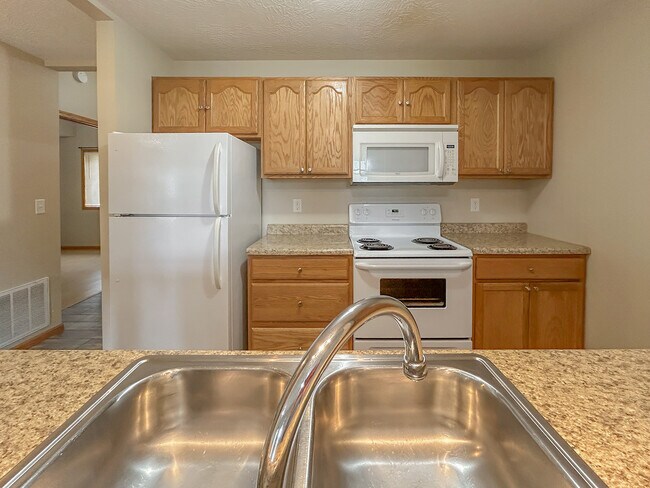 Foto del edificio - 101 E Rose St