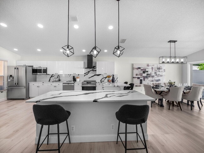 Building Photo - 6344 Barton Creek Cir