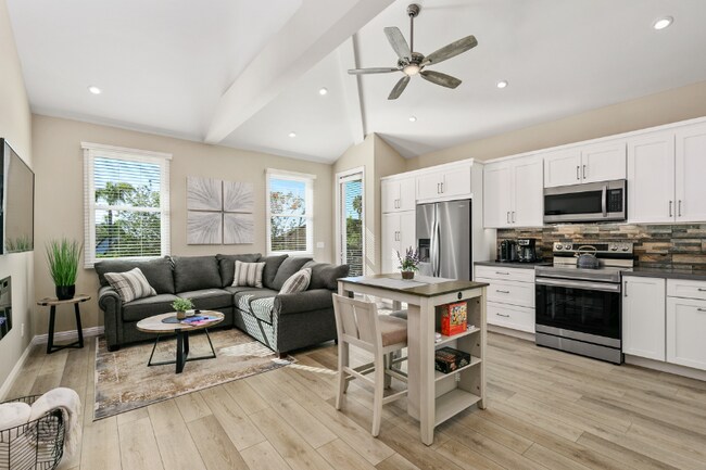 Building Photo - 2633 Acuna Ct