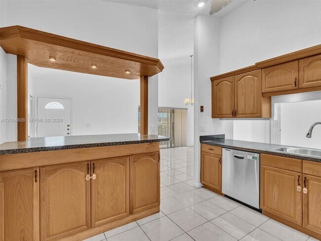 Foto del edificio - 5201 SW 31st Ave