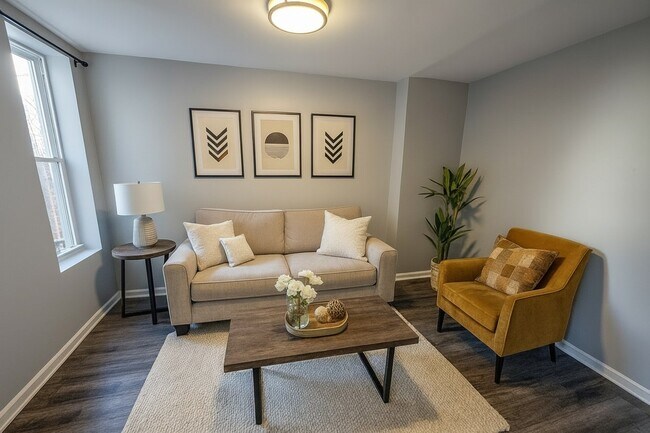 Photo - 1911 Fontain St Townhome