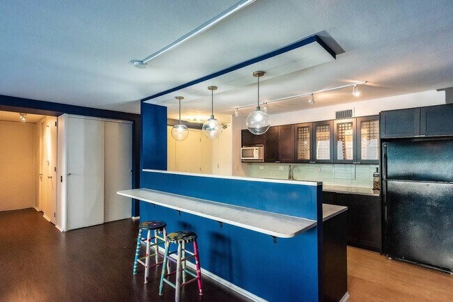 Foto del edificio - 330 W Diversey Pkwy