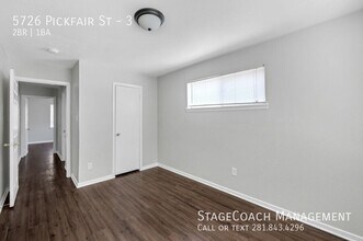Building Photo - 5726 Pickfair St