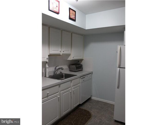 Foto del edificio - 14 Wexford Dr