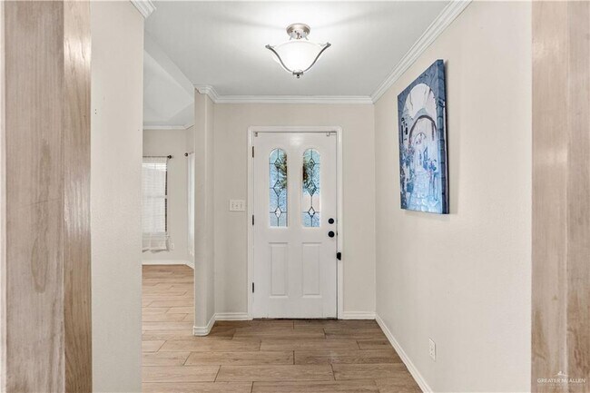 Foto del edificio - 1806 Lauren Ln