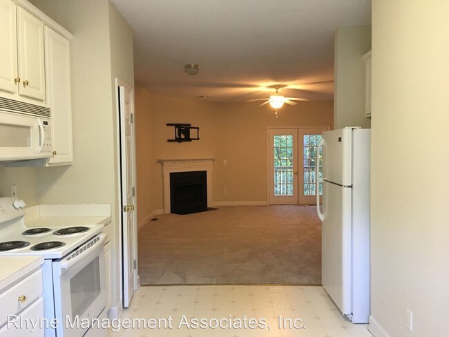 Building Photo - 3 br, 3.5 bath Apartment - 827 Genford Court