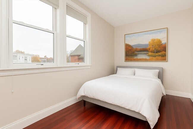 Foto del edificio - 55 Kelly Rd