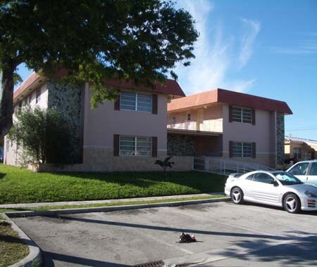 Building Photo - Fulford Beach Apartments