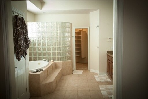 Building Photo - 1183 Shadow Point Dr