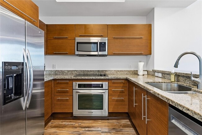 Building Photo - 2641 N Flamingo Rd