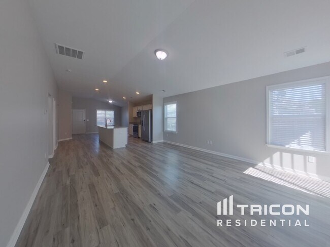 Building Photo - 925 Knoll Ridge Way Inman SC
