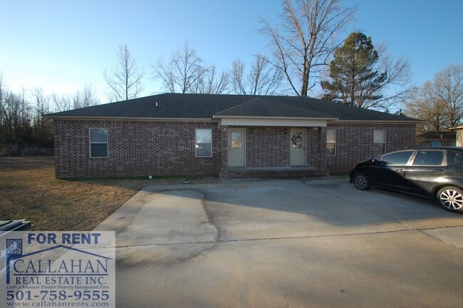 Foto del edificio - 3 Bedroom Duplex in Jacksonville