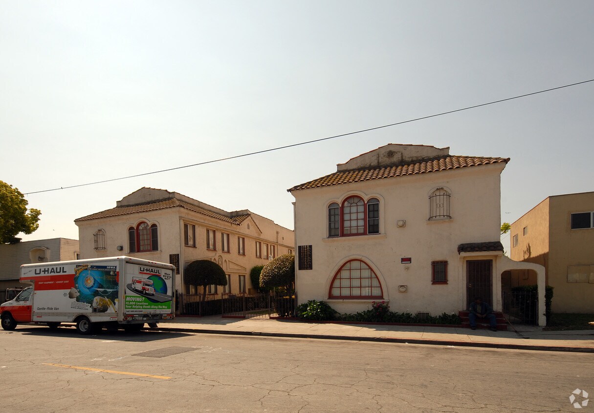 Foto principal - 1160 E 52nd St
