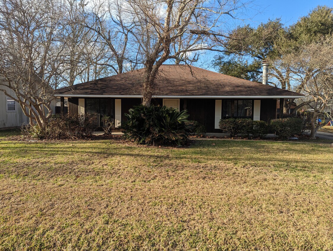 17639 Paladin Dr, Baton Rouge, LA 70817 House for Rent in Baton Rouge