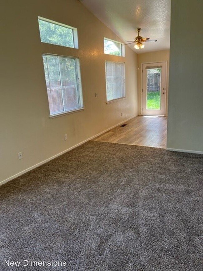 Foto del edificio - 3 br, 2 bath House - 7635 Devonshire Lane