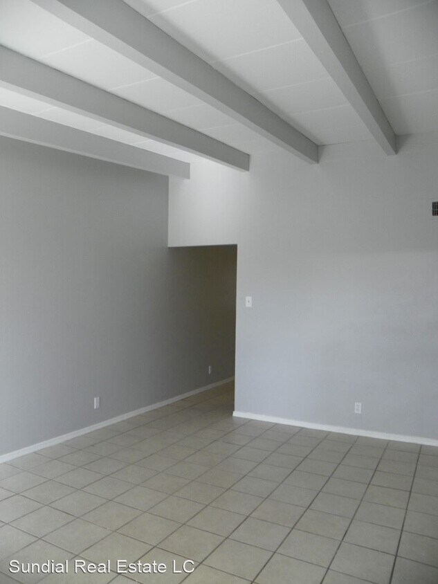 Primary Photo - 3630 N 15th Ave