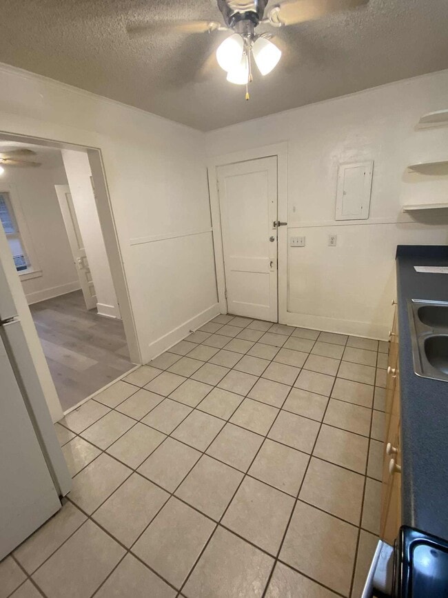 Building Photo - 2315 15TH AVE