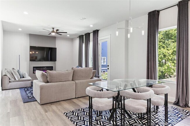 Foto del edificio - 2508 Gray St