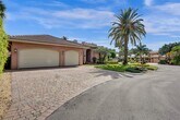 Foto principal - 2700 Oak Tree Cir