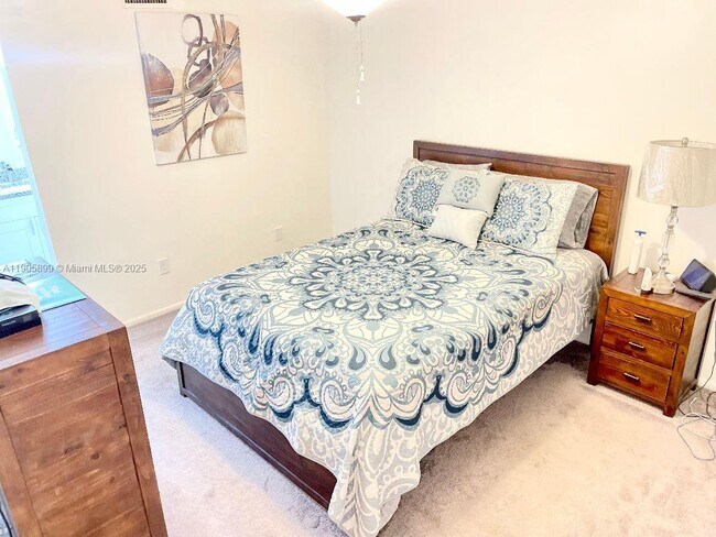 Foto del edificio - 20065 NE 3rd Ct