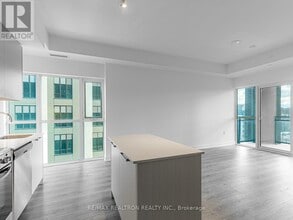 Building Photo - 25 Neighbourhood Ln.