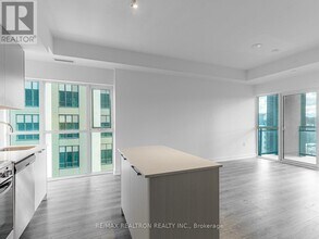 Building Photo - 25 Neighbourhood Ln.