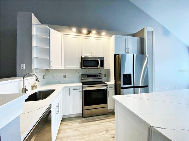 Building Photo - 3583 Wembley Way